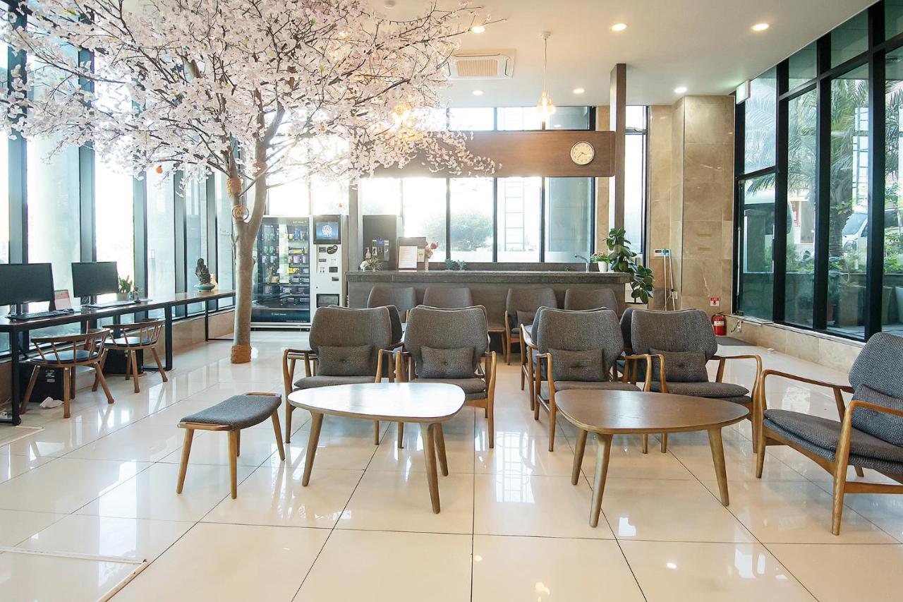 Sims Hotel جيجو المظهر الخارجي الصورة